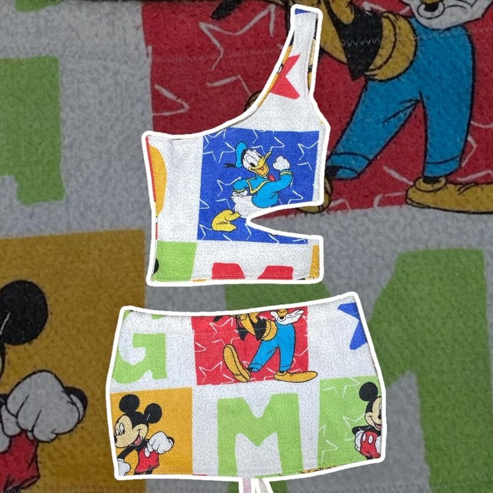 Custom Disney Set - Picture 2 of 3